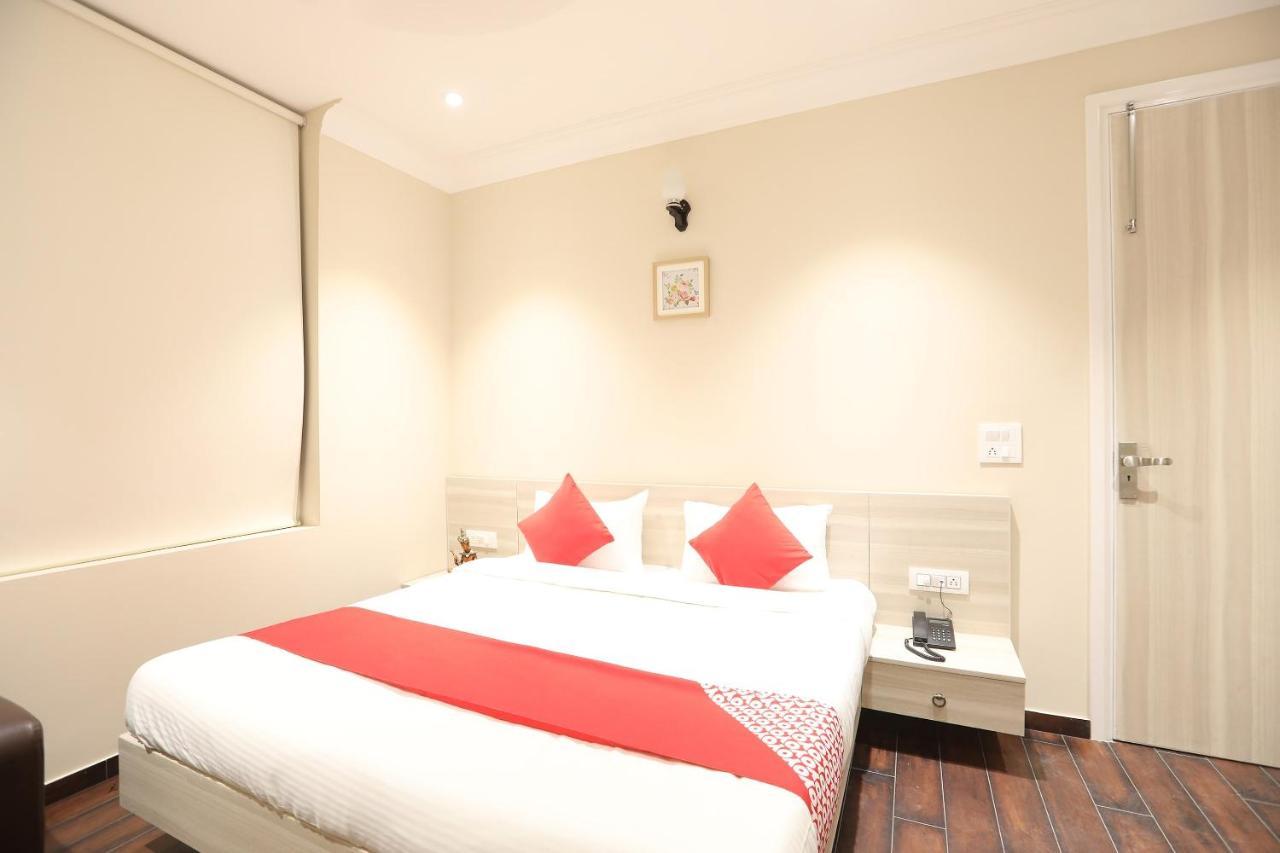 Oyo 43009 The Palm Green Hotel Indraprast Ngoại thất bức ảnh